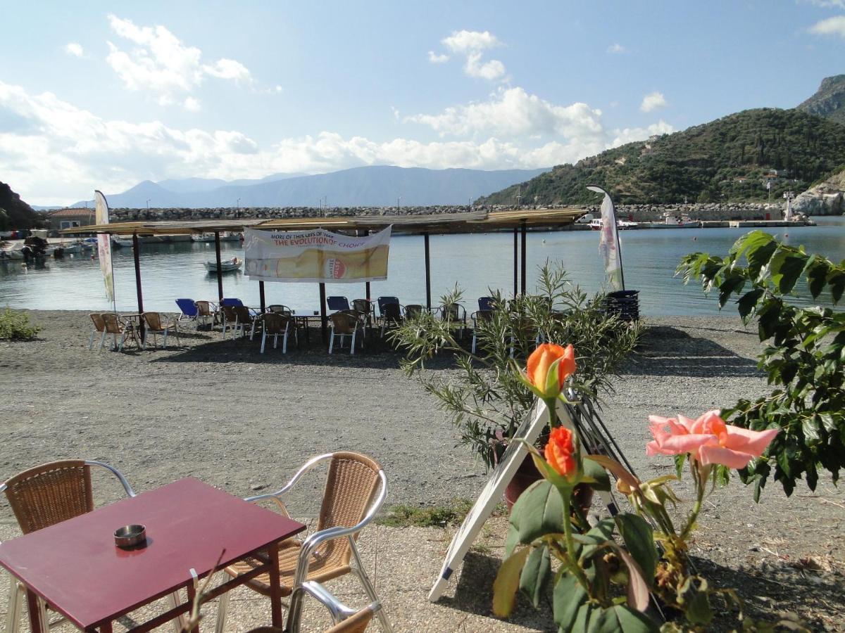 Porto Sabatiki Hotel Sampatiki Eksteriør billede