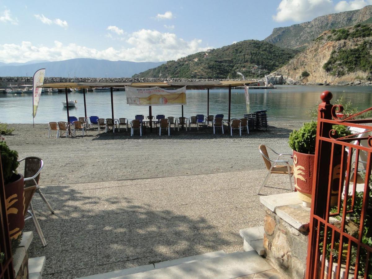 Porto Sabatiki Hotel Sampatiki Eksteriør billede